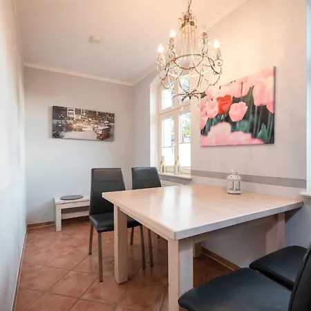 Haus Auf Dem Huegel App 2 - Direkt An Der Strandpromenade 아파트