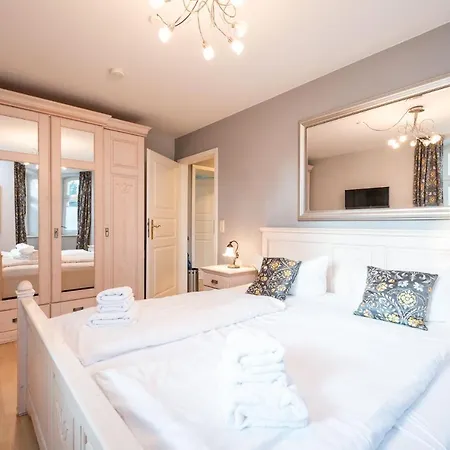 Haus Auf Dem Huegel App 2 - Direkt An Der Strandpromenade 아파트 *