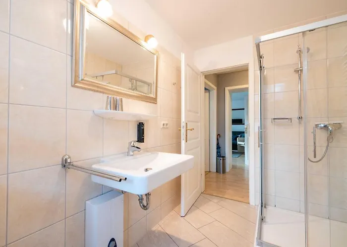 Lägenhet Haus Auf Dem Huegel 2 *